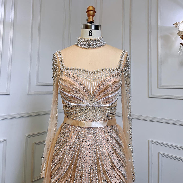 Vestido de Festa Sereia Magnus em Cetim Cravejado com Cristais - Modelo Especial