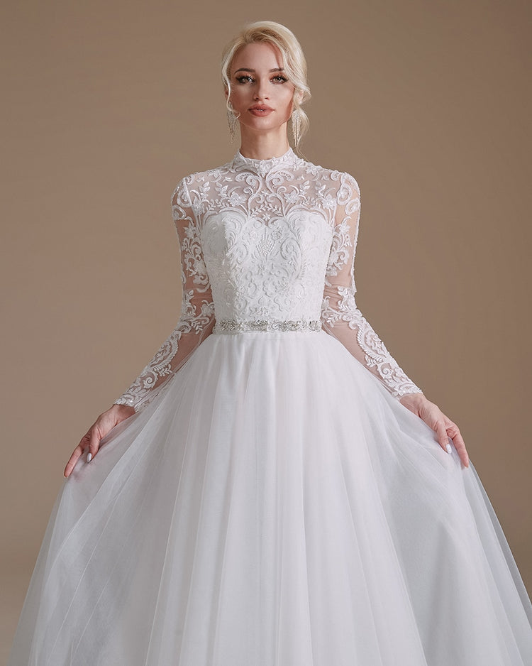 Vestido de Festa Luxo Clássico Romântico com Apliques em Cristais e Renda