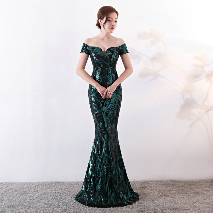 Vestido de Festa Vintage Elegante em Detalhes Florais