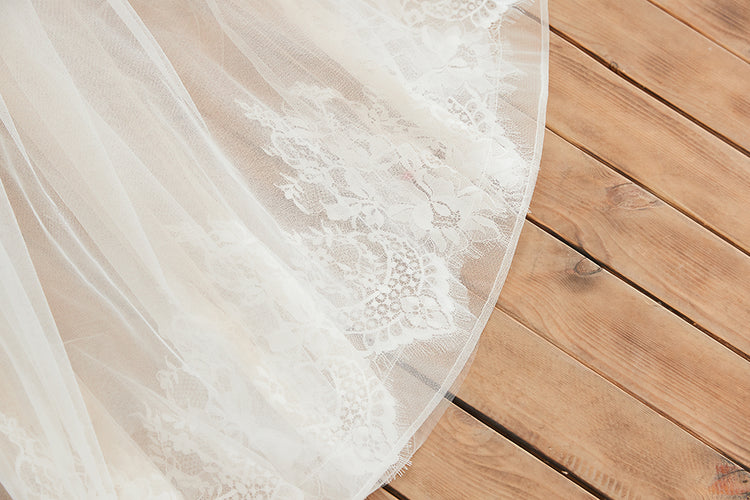 Vestido de Noiva Longo com Apliques e Saia em Tulle e Renda