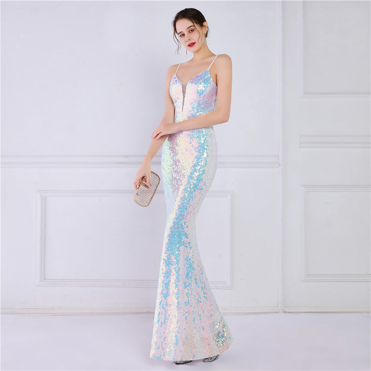 Vestido de Festa Brilho com Alça Espaguete