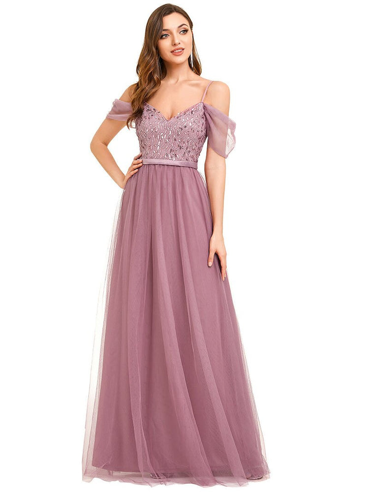 Vestido de Festa Clássico Detalhes em Tule