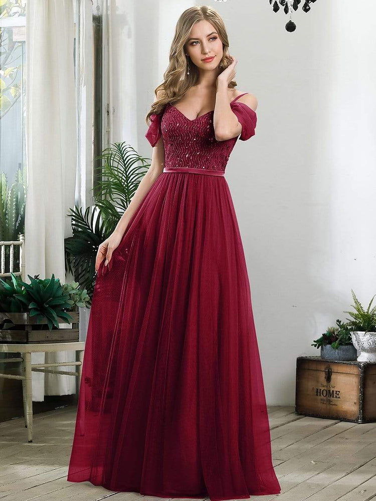 Vestido de Festa Clássico Detalhes em Tule