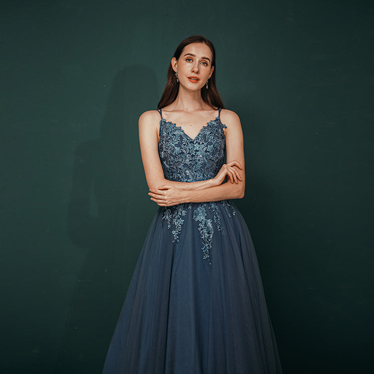 Vestido de Festa Longo Brilho Longo com Alça Azul Marinho