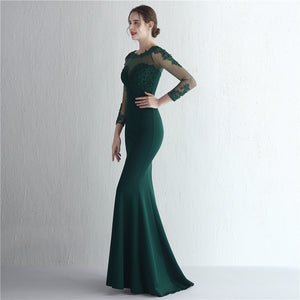 Vestido de Festa Longo com Detalhes em Renda e Apliques Florais Verde (Pronta Entrega)