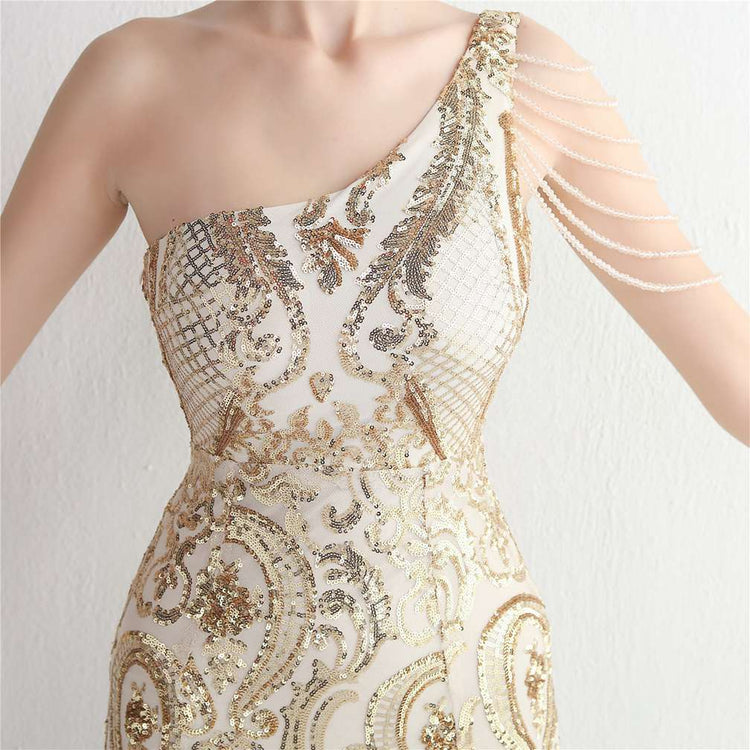 Vestido de Festa Sereia Ombro Único com Detalhes Brilho Dourado