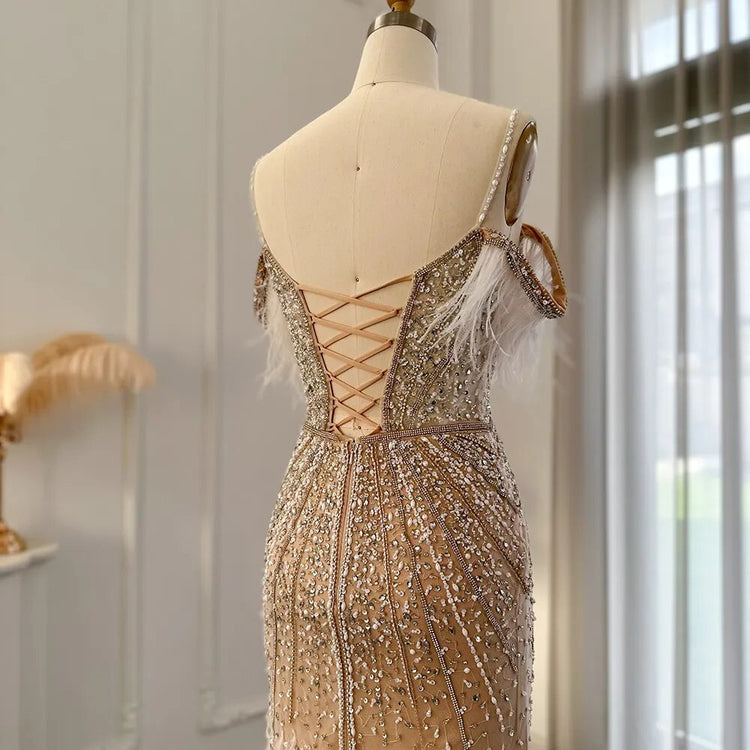 Vestido de Festa Longo Sereia em Plumas com Alça - Modelo Especial