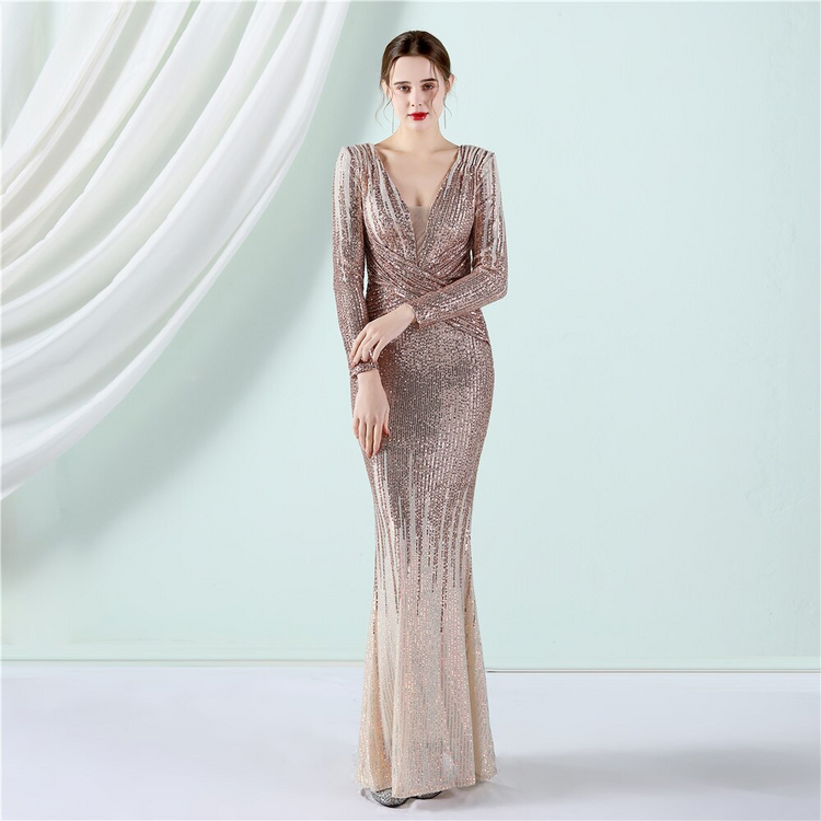 Vestido de Festa Longo com Detalhes Paetês Degradê Dourado