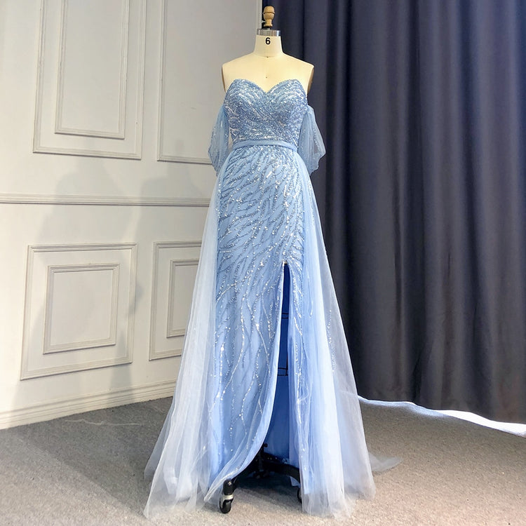 Vestido de Festa Longo Luxo com Manga e Cauda em Tule - Modelo Especial