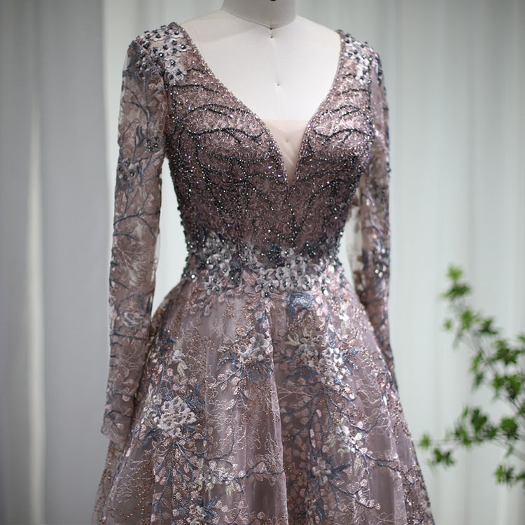 Vestido de Festa Luxo Rainha com Detalhes Florais - Modelo Especial