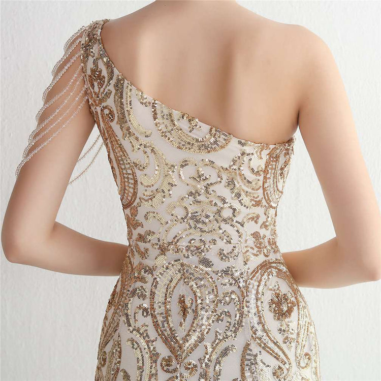 Vestido de Festa Sereia Ombro Único com Detalhes Brilho Dourado