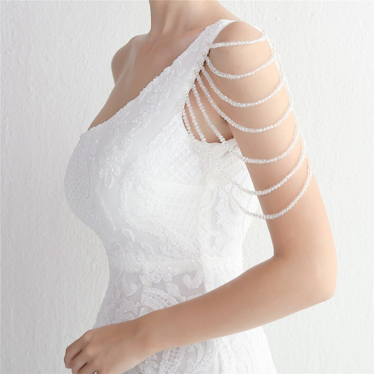 Vestido de Festa Sereia Ombro Único com Detalhes Brilho Branco
