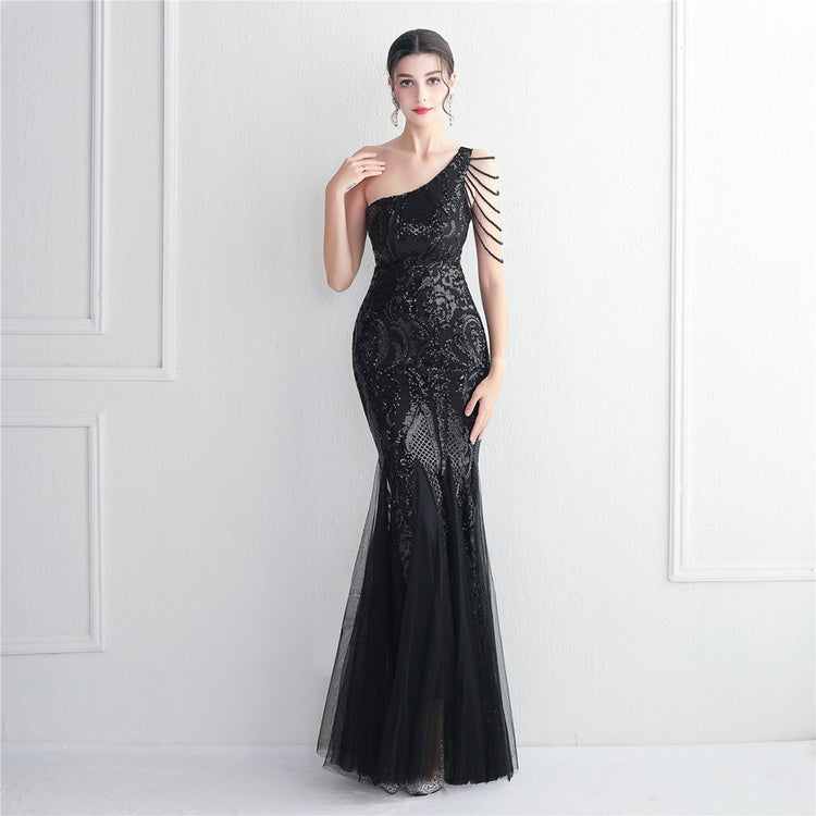 Vestido de Festa Sereia Ombro Único com Detalhes Brilho Preto