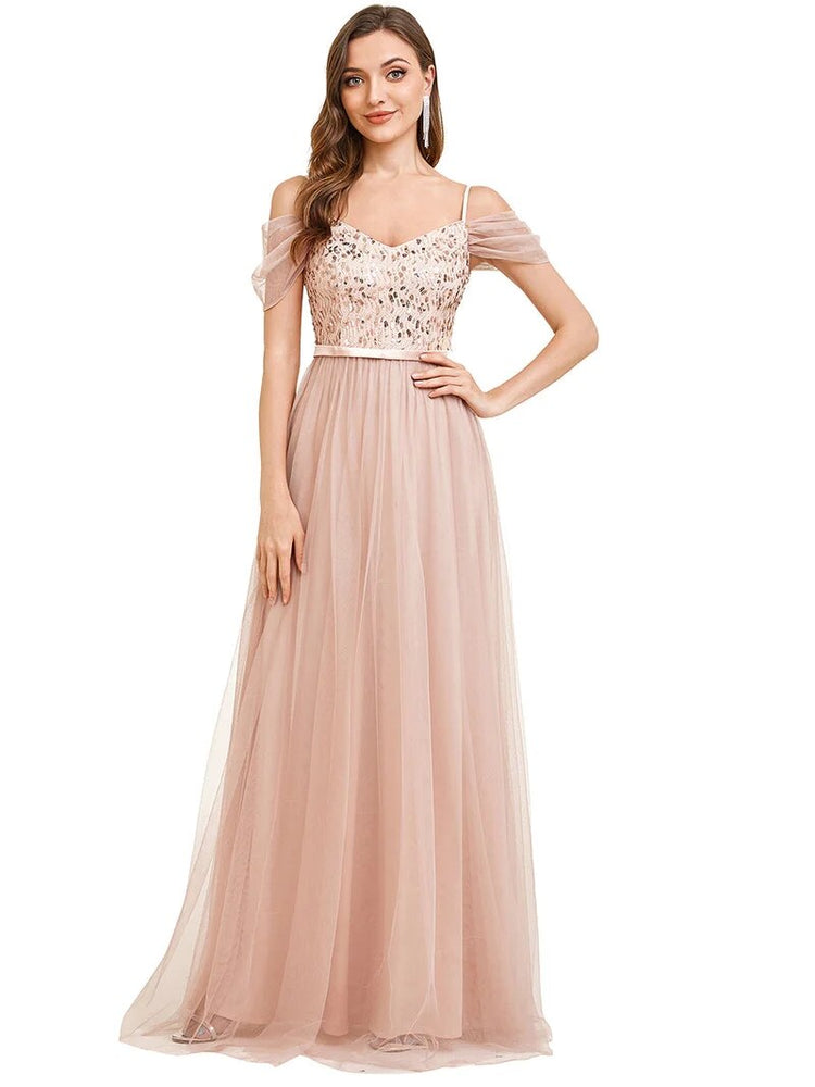 Vestido de Festa Clássico Detalhes em Tule