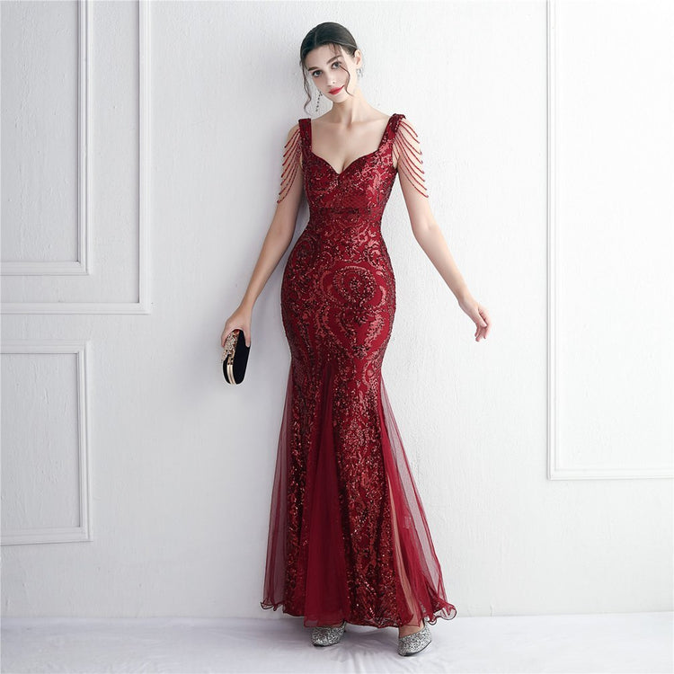 Vestido de Festa Sereia com Detalhes em Brilho Marsala