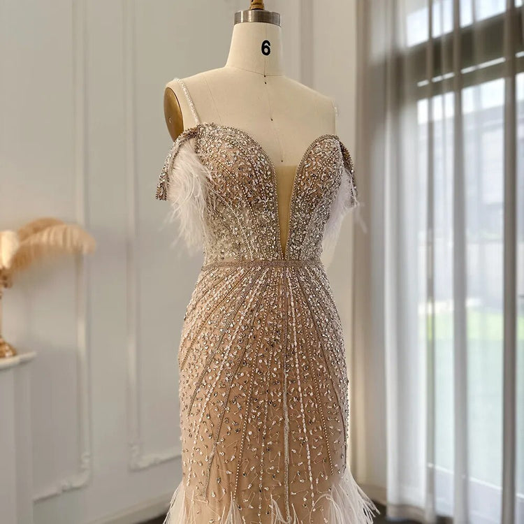 Vestido de Festa Longo Sereia em Plumas com Alça - Modelo Especial