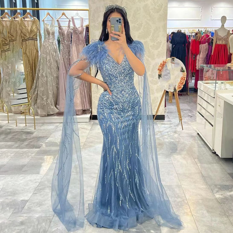 Vestido de Festa Capa Longa Elegante Luar - Modelo Especial