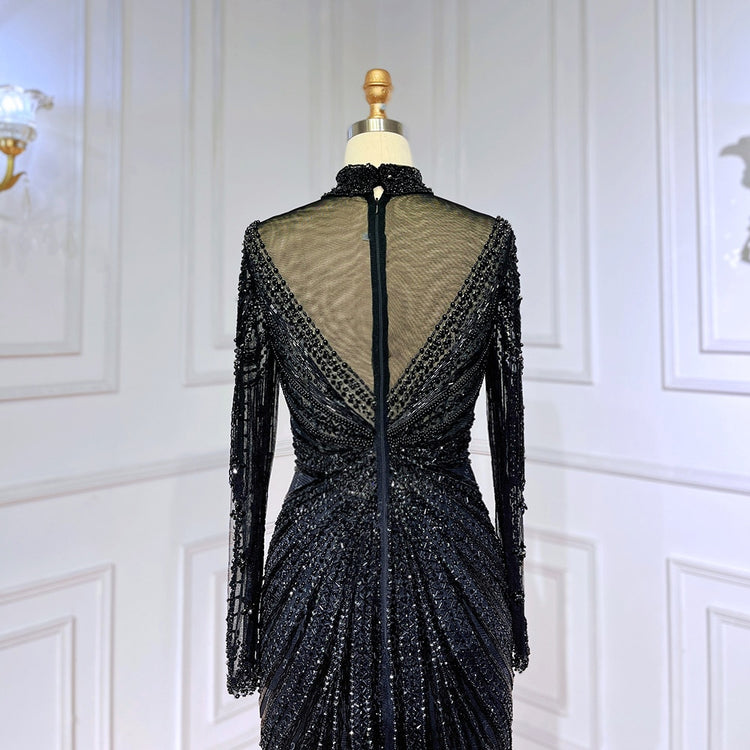 Vestido de Festa Sereia Magnus em Cetim Cravejado com Cristais - Modelo Especial