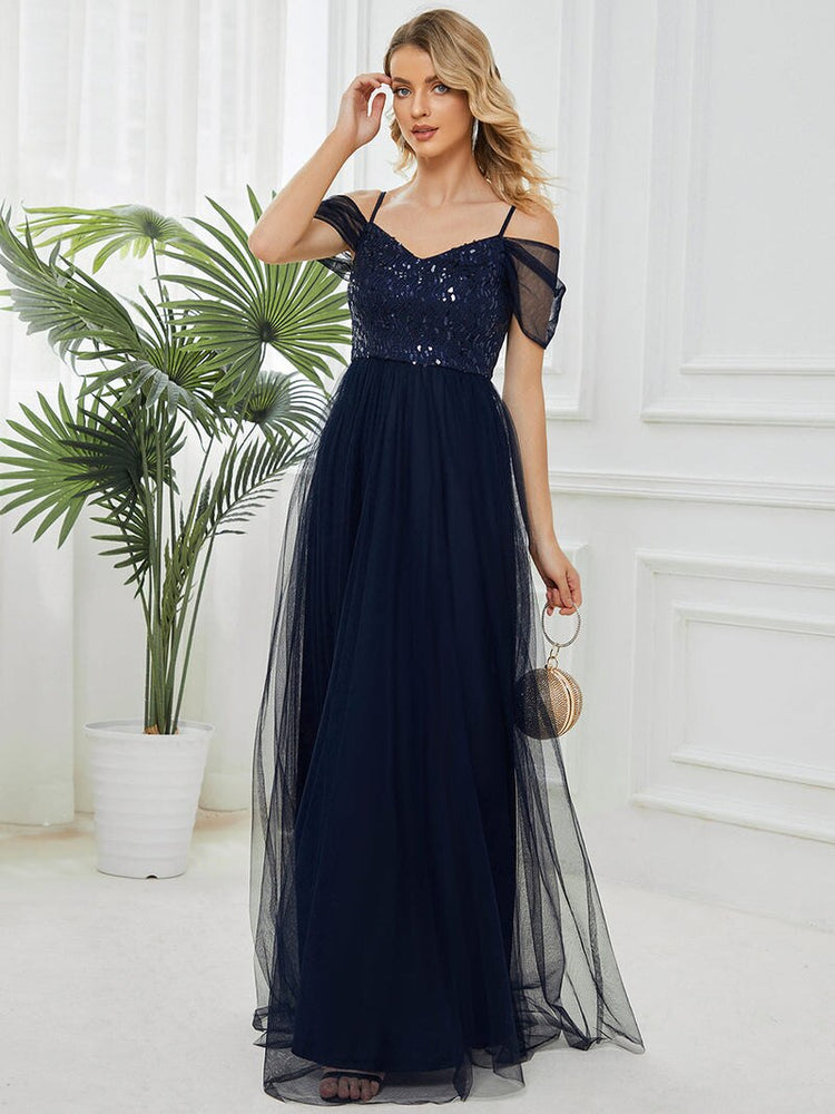 Vestido de Festa Clássico Detalhes em Tule
