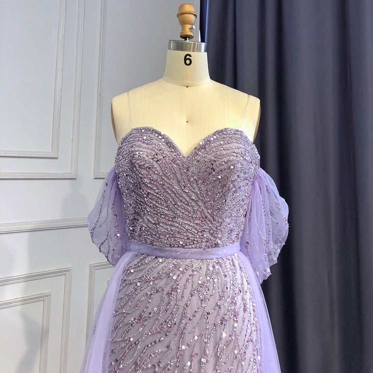 Vestido de Festa Longo Luxo com Manga e Cauda em Tule - Modelo Especial