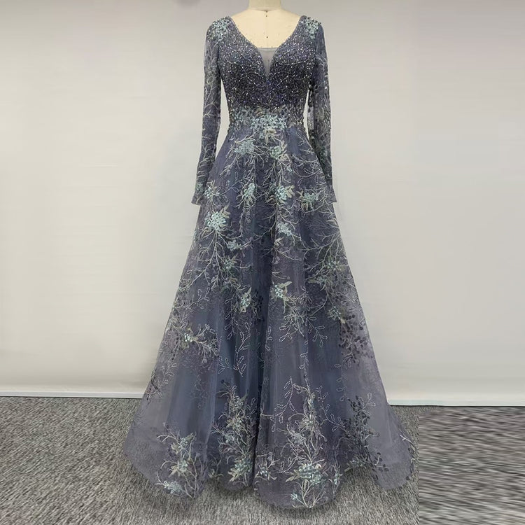 Vestido de Festa Luxo Rainha com Detalhes Florais - Modelo Especial