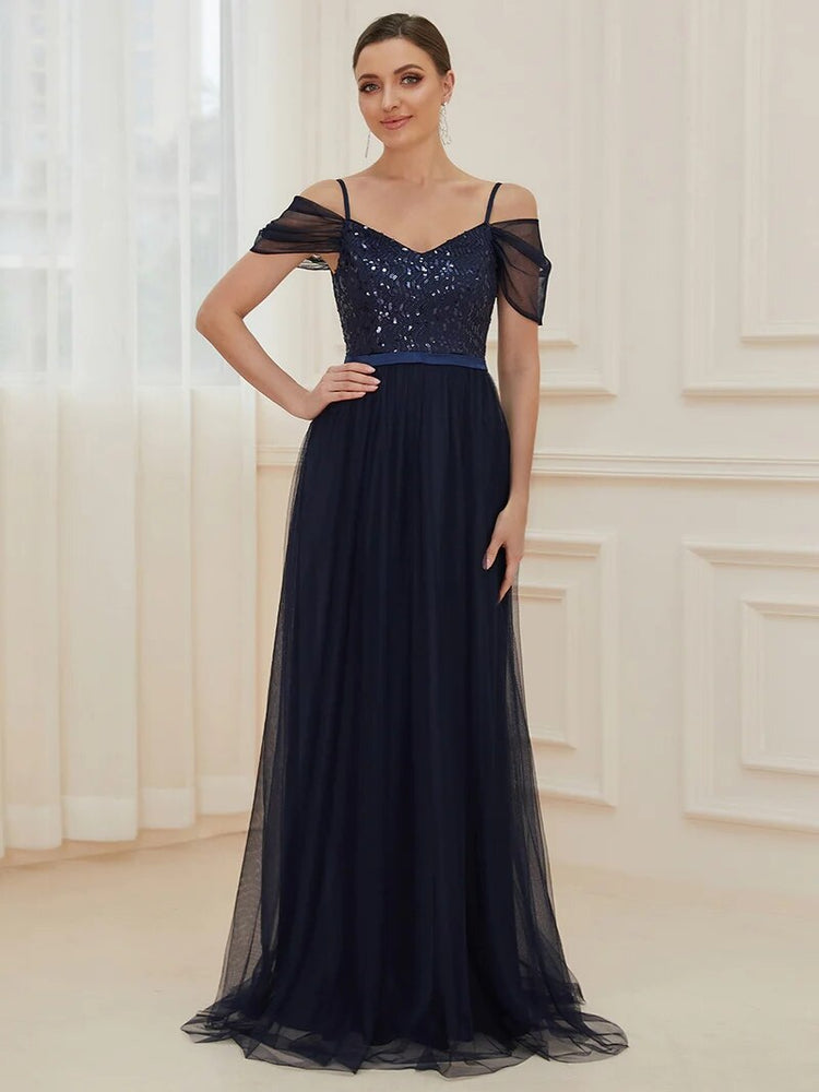 Vestido de Festa Clássico Detalhes em Tule