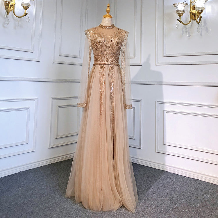 Vestido de Festa Longo Luxo Decorado em Cristais com Manga Transparente - Modelo Especial