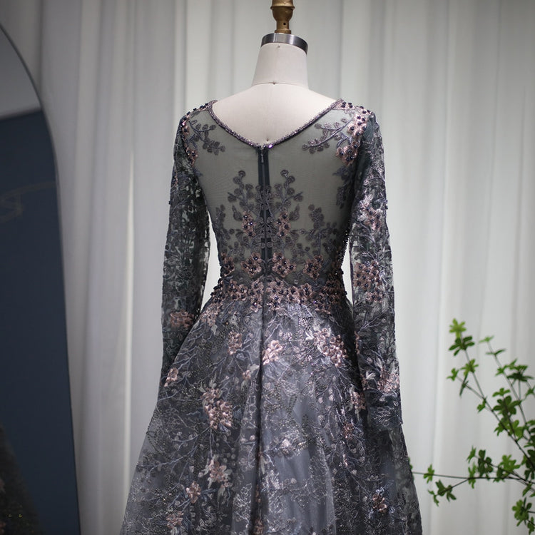Vestido de Festa Luxo Rainha com Detalhes Florais - Modelo Especial