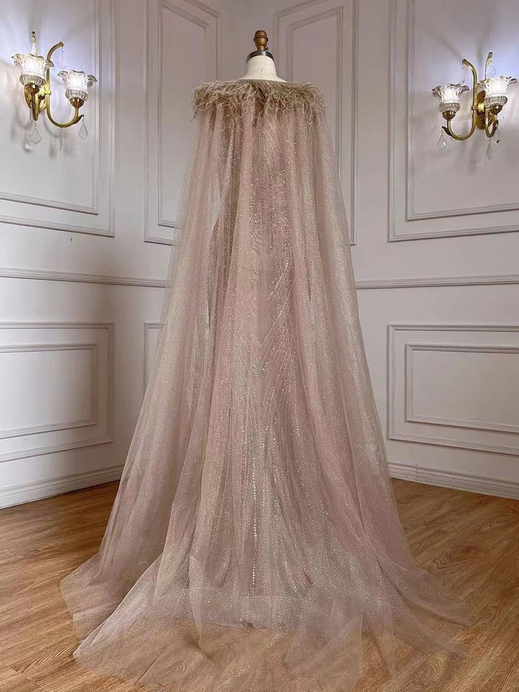 Vestido de Festa Luxo todo Decorado em Cristais com Manta - Modelo Especial