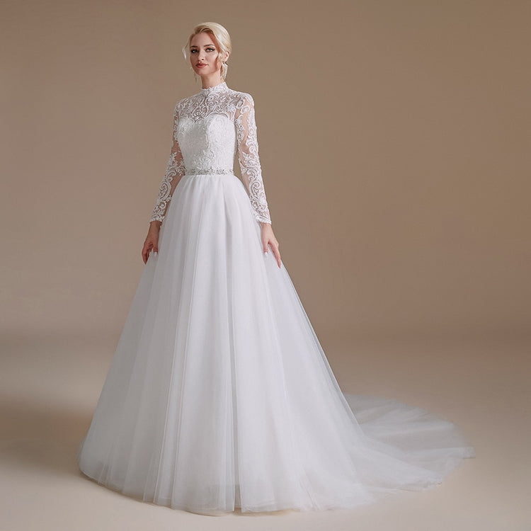 Vestido de Festa Luxo Clássico Romântico com Apliques em Cristais e Renda