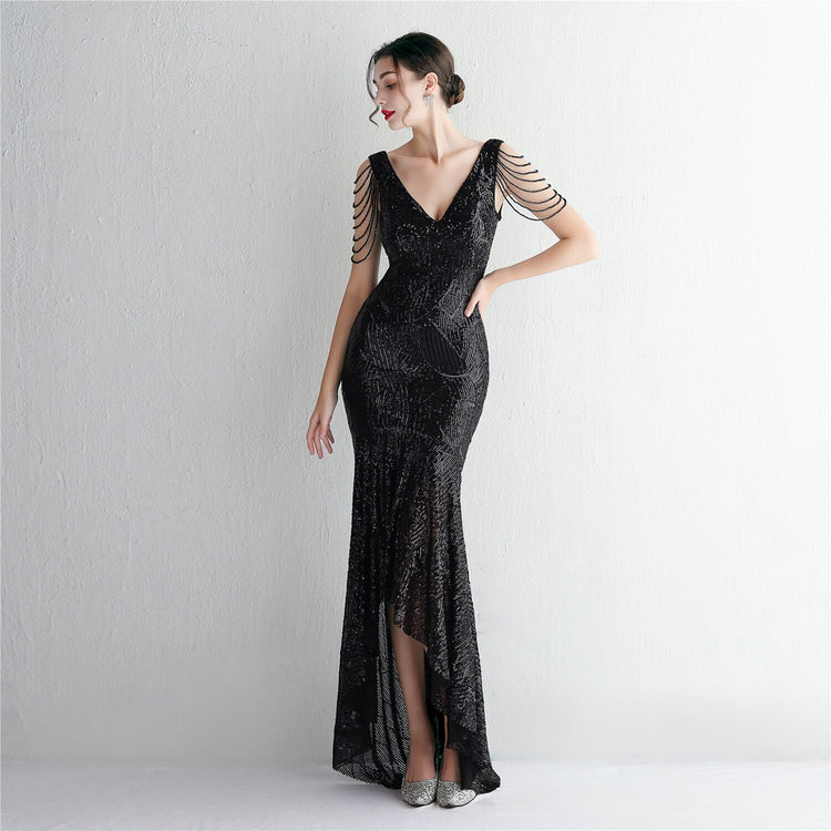 Vestido de Festa Longo Decorado com Paetês e Babado