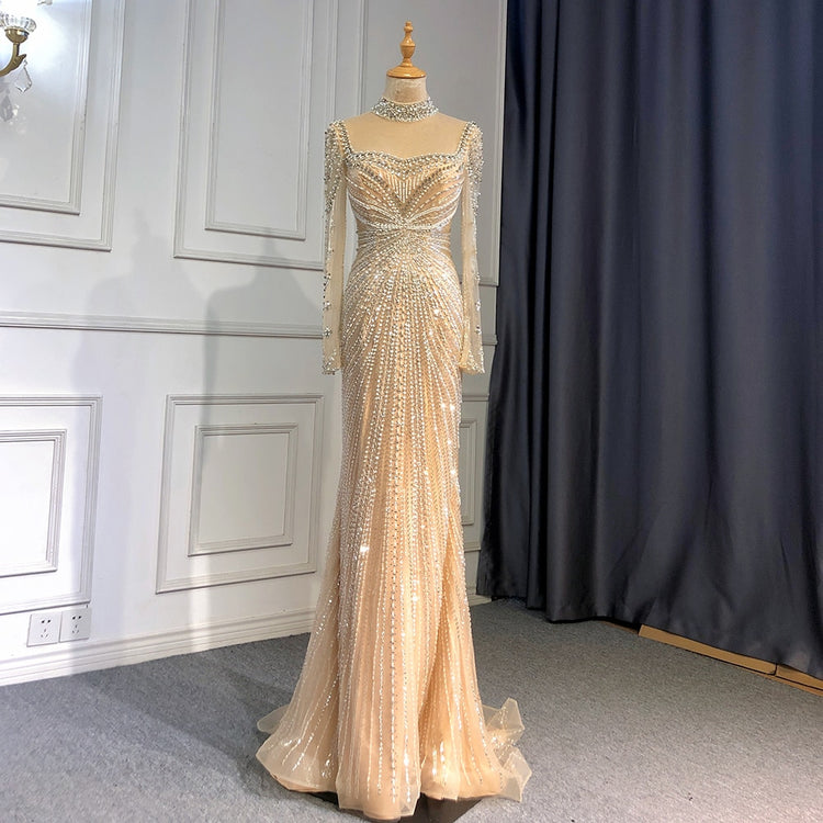 Vestido de Festa Sereia Magnus em Cetim Cravejado com Cristais - Modelo Especial