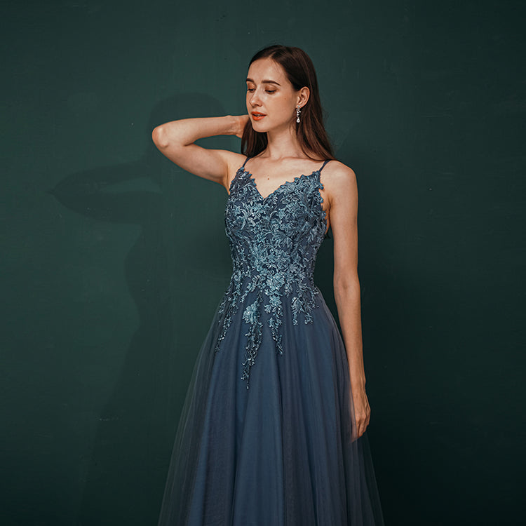 Vestido de Festa Longo Brilho Longo com Alça Azul Marinho