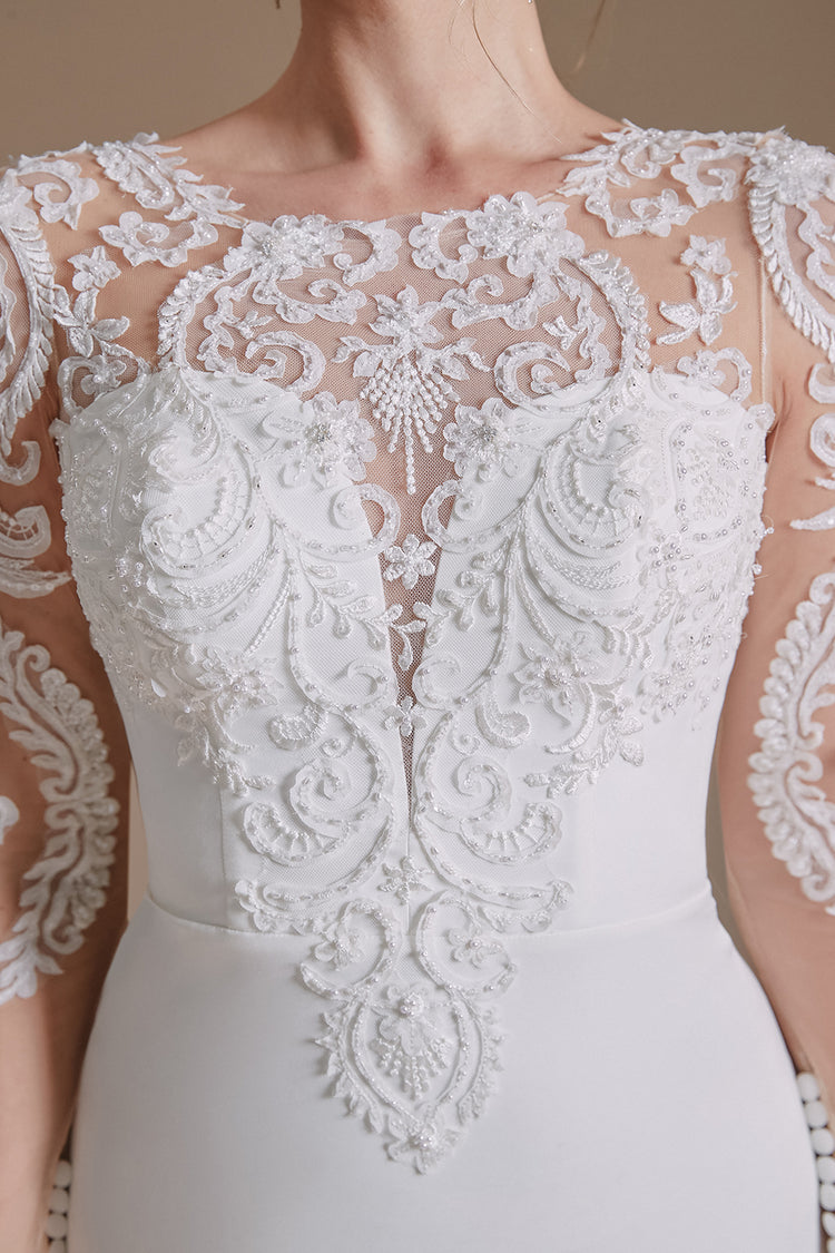 Vestido de Noiva em Cetim Todo Decorado com Renda e Micropérolas em Arranjo Floral
