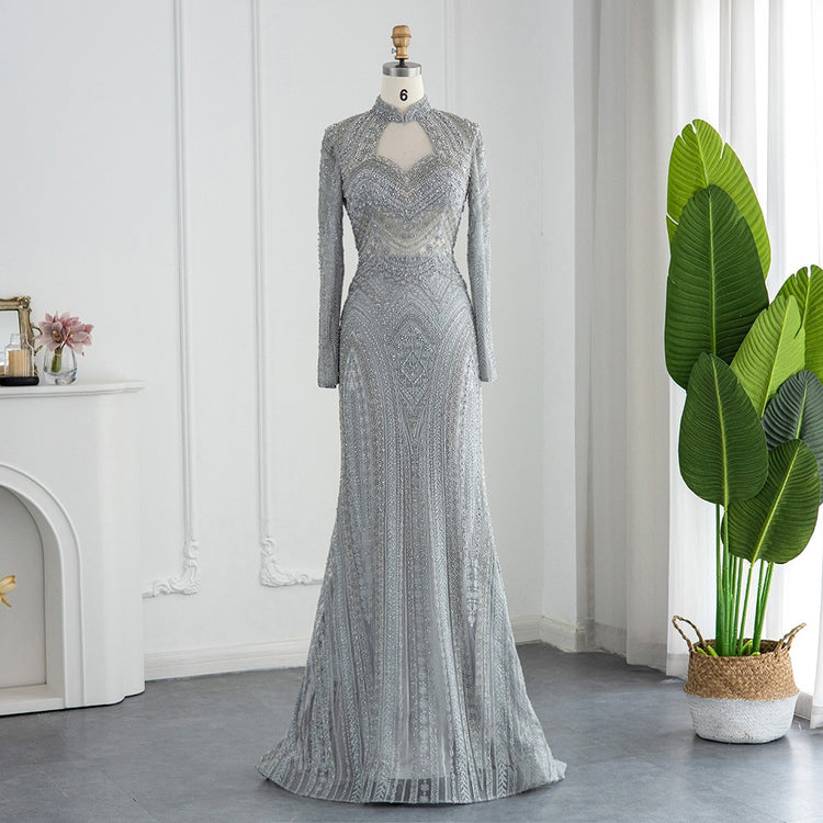 Vestido de Festa de Luxo Deslumbrante com Cristais e Pedrarias