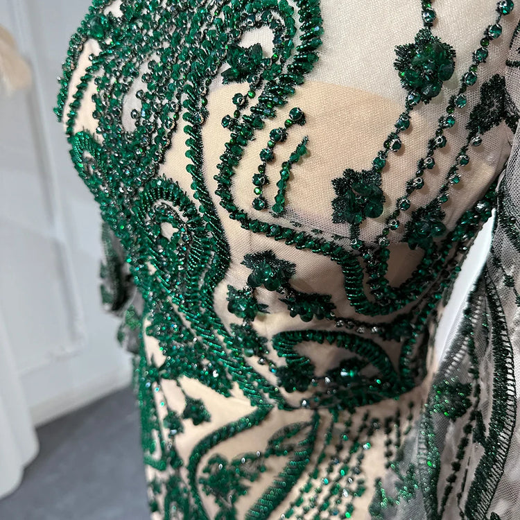 Vestido de Festa Luxo Esmeralda com Detalhes em Cristais