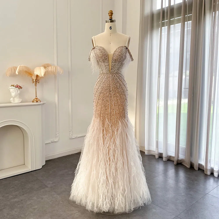Vestido de Festa Longo Sereia em Plumas com Alça - Modelo Especial
