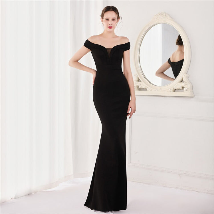 Vestido de Festa Longo Ombro a Ombro Preto