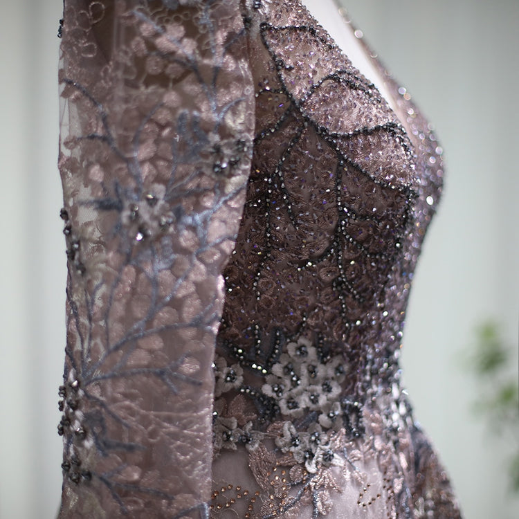 Vestido de Festa Luxo Rainha com Detalhes Florais - Modelo Especial