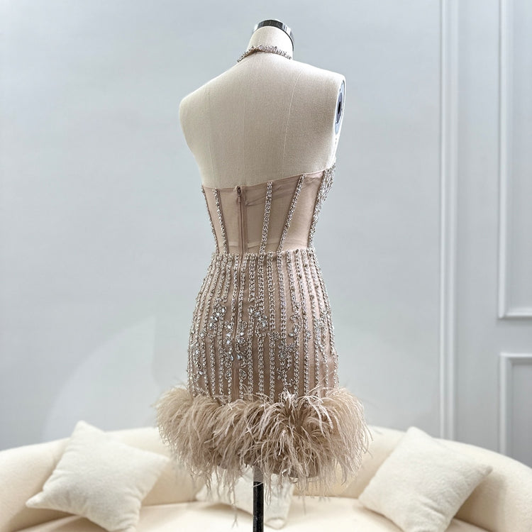Vestido de Festa Curto Detalhado com Cristais - Modelo Especial
