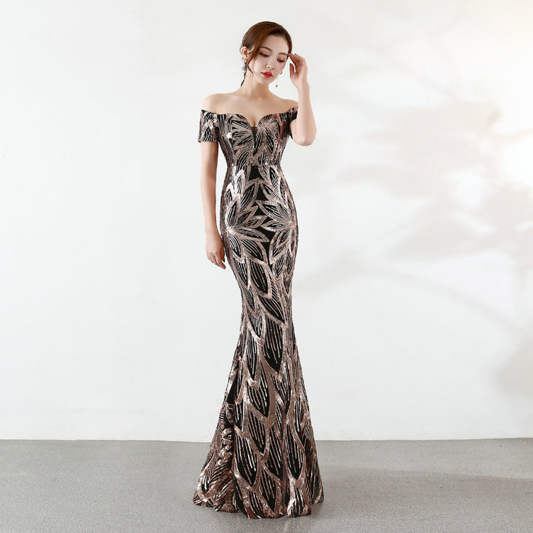Vestido de Festa Vintage Elegante em Detalhes Florais