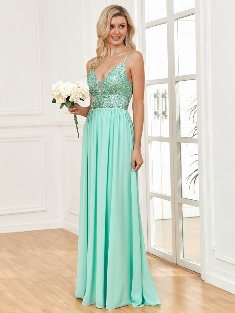 Vestido de Festa Longo com Brilhos Verde Menta com Alça Fina