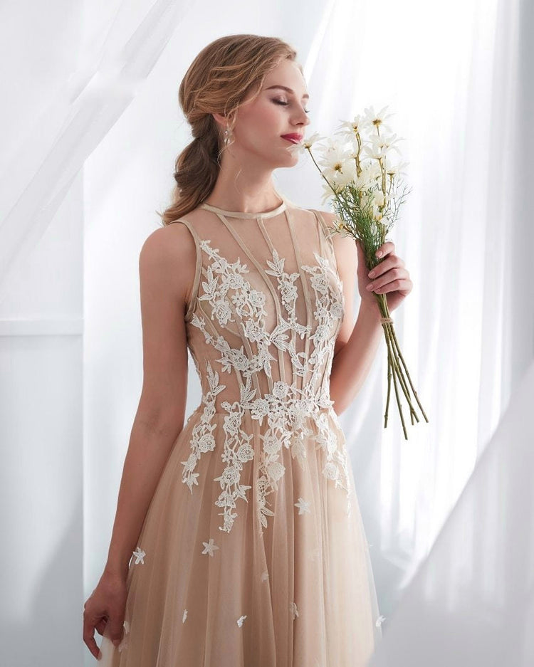 Vestido de Festa de Longo Brilho com Saia em Renda (Pronta Entrega)