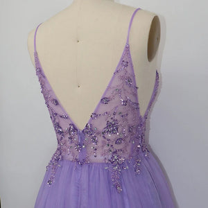 Vestido de Festa na Cor Lavanda com Brilhos na Parte Superior