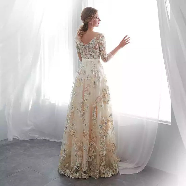 Vestido de Festa Luxo em Tule Champanhe com Estampa Floral