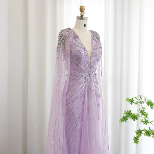 Vestido de Festa Maxi Luxo Adornado em Cristais com Capa Detalhada