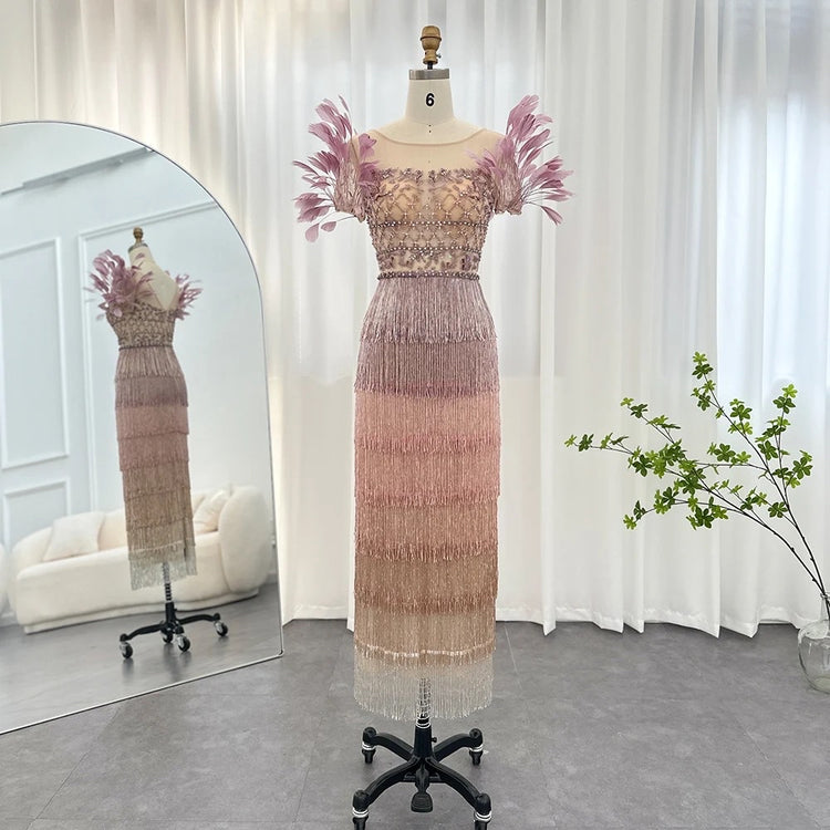 Vestido de Festa Luxo Alta Costura com Detalhes em Plumas - Modelo Especial