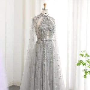 Vestido de Festa Maxi Luxo em Tecido Fluído Cravejado em Cristais - Modelo Especial