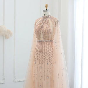 Vestido de Festa Maxi Luxo em Tecido Fluído Cravejado em Cristais - Modelo Especial