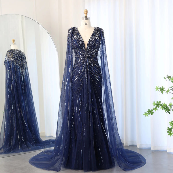 Vestido de Festa Maxi Luxo Adornado em Cristais com Capa Detalhada